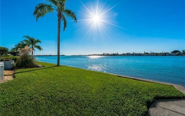 Bahia Vista 15567 - Two Bedroom Condo