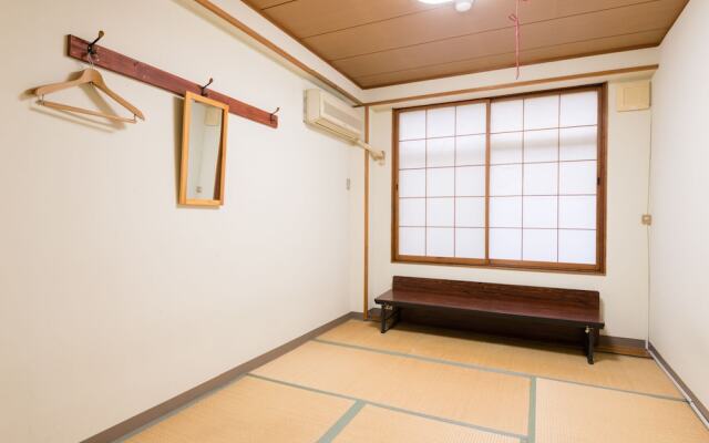 Kobe Student Youth Center - Hostel