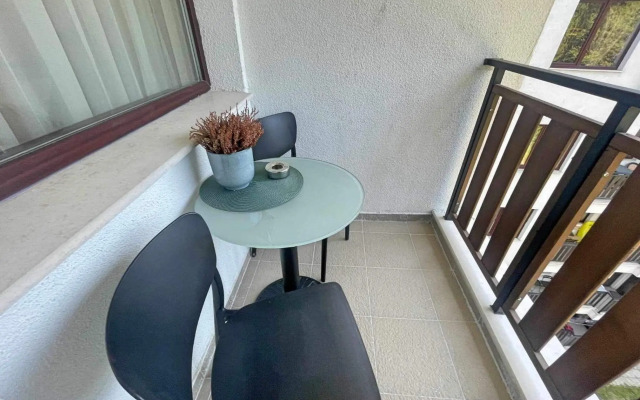 Арборо Боровец Гардънс Е50