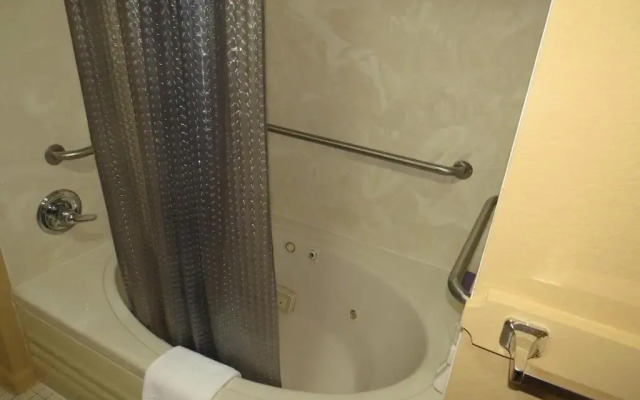 First Western Inn Caseyville