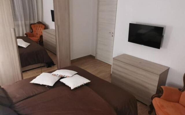 B&B Belli Dentro