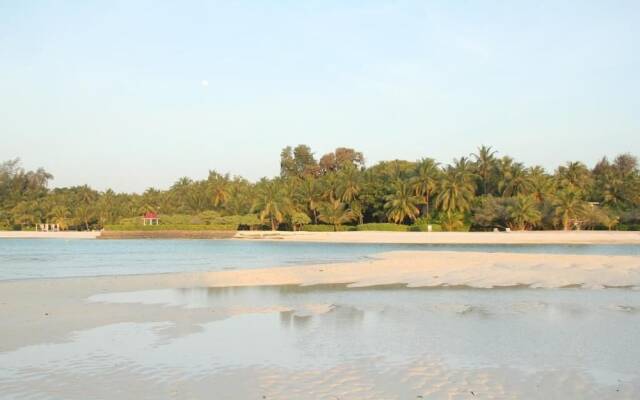 Athens View Guraidhoo Hotel