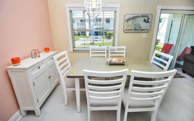 Colony Beach Club 116