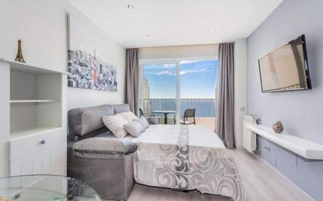 1ST Line Beach apartement in center of Marbella.