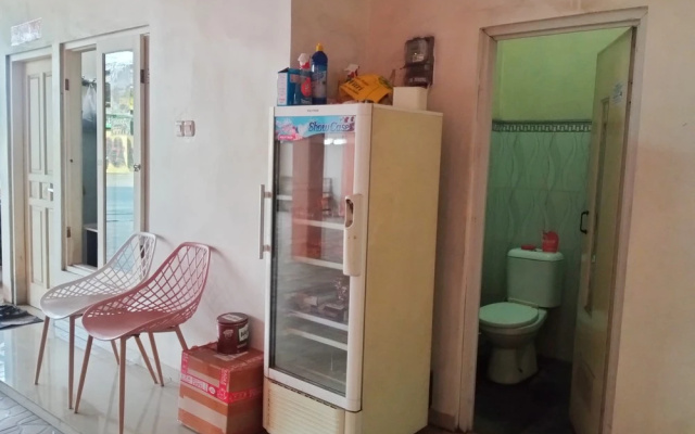 Urbanview Hotel Rifal Home Tegal – Guest Rooms – Tegal