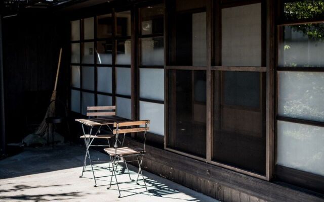 Classic Japan Living Kikuya