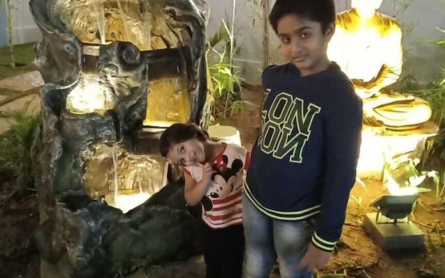 G K Hill View Resort