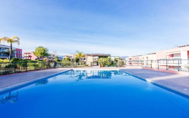 DOMAINE DES ROSES II AP4256 By Riviera Holiday Hom