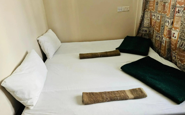 Arusha Backpackers Hotel - Hostel