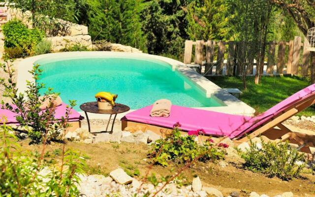 Mounty Island Villas