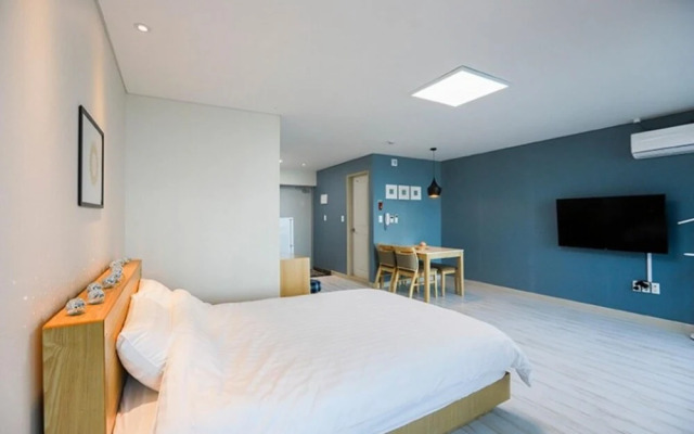 Yeosu Lamer Pension