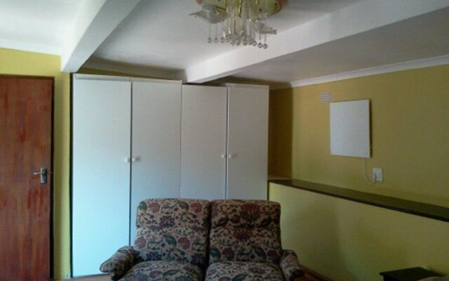 Suburbian Lodge
