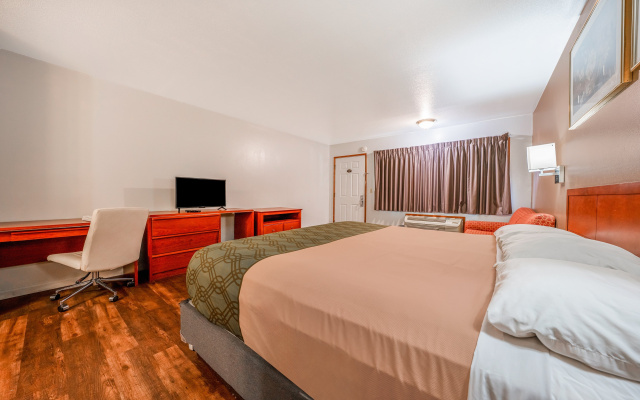 Rama Inn Motel and RV Park