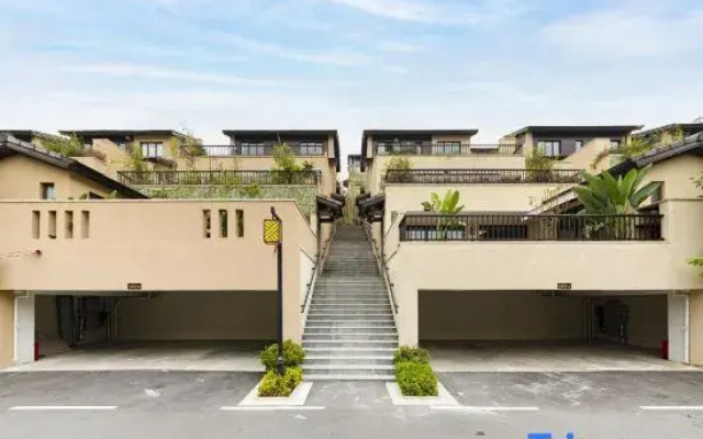 Yongtai Mountain Waishan Lanshanju Hot Spring Homestay