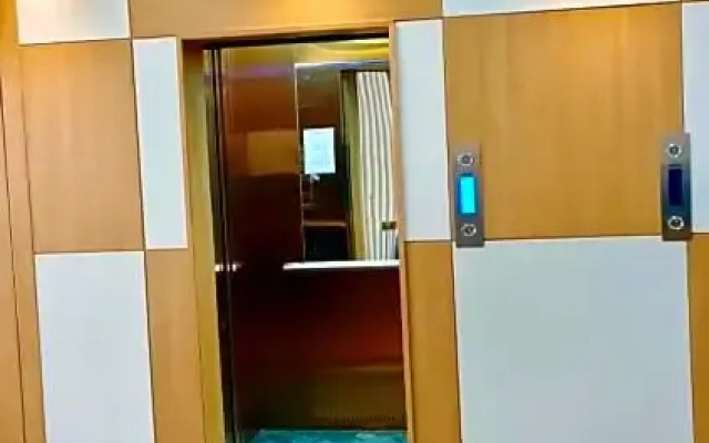 Hays Suites