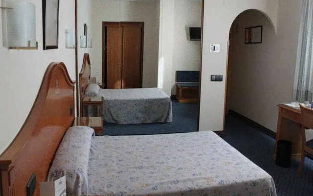 Hotel Ébora by Vivere Stays