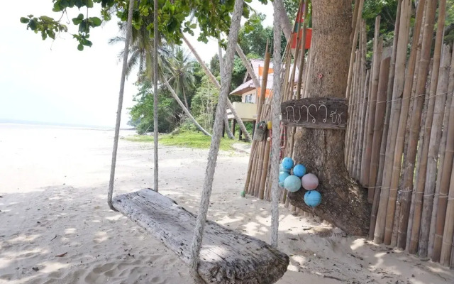 Yaravee Beach and Resort