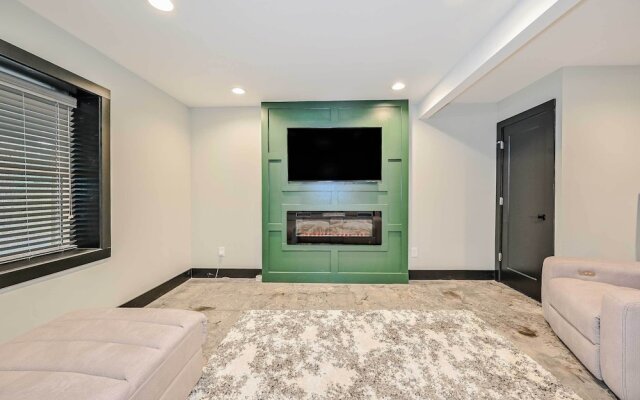 Stylish Atlanta Retreat < 7 Mi to Midtown!