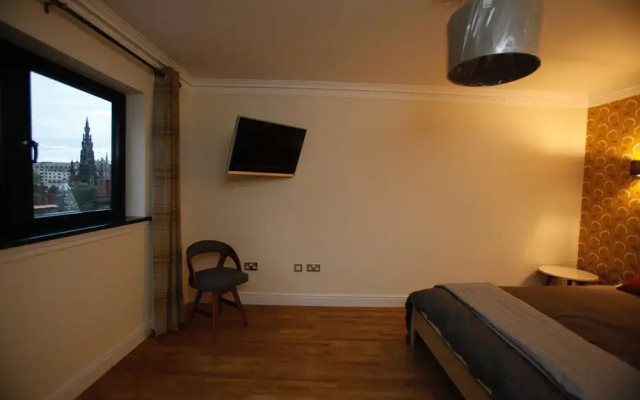 27/3a Cockburn Street Apartments