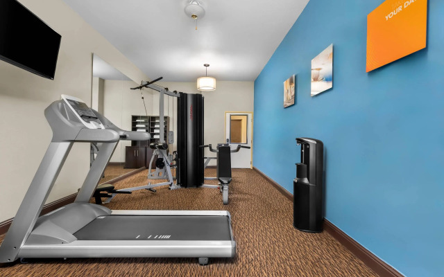 Comfort Suites
