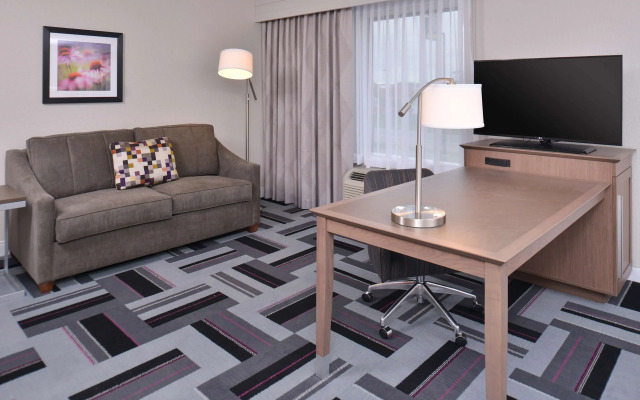 Hampton Inn & Suites Ames