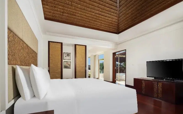 Grand Mercure Sanya Yalong Bay