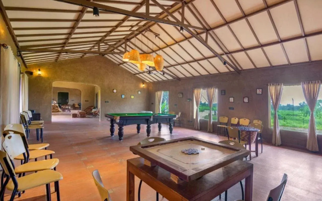 Sterling Orient Woods Pench