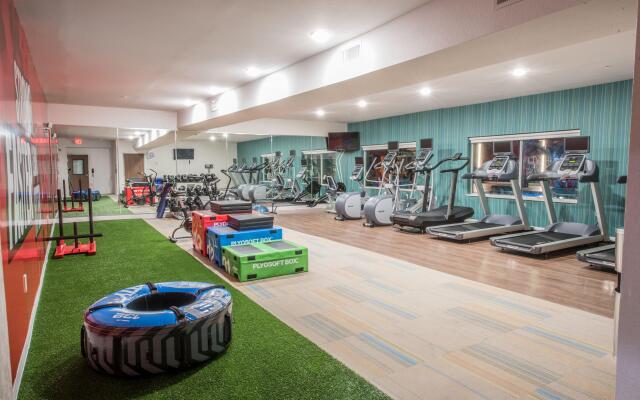 Holiday Inn Express and Suites Houston Westchase - Westheimer by IHG