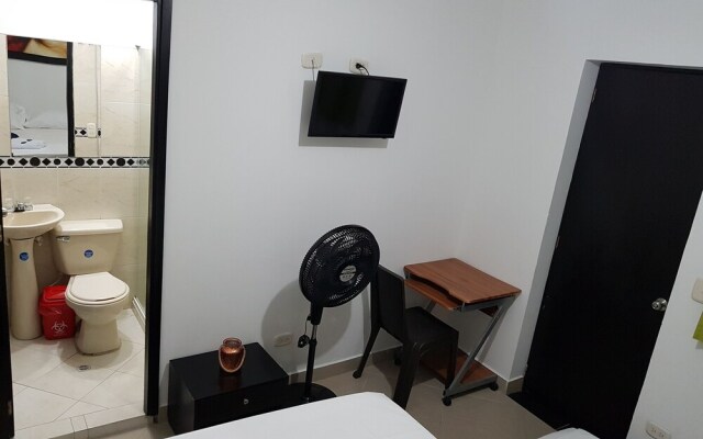 Laureles Home