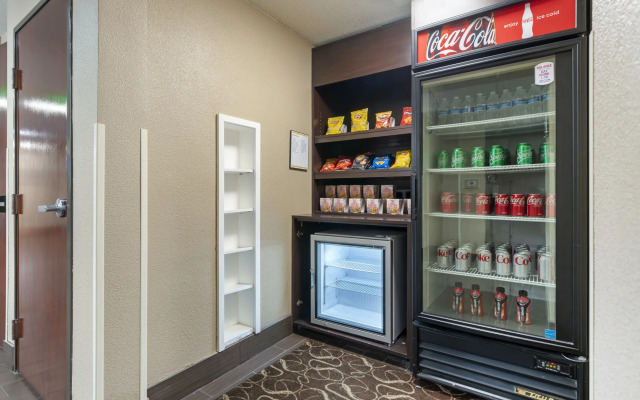 Comfort Suites Downtown Sacramento