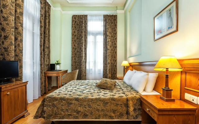 Minerva Premier Hotel