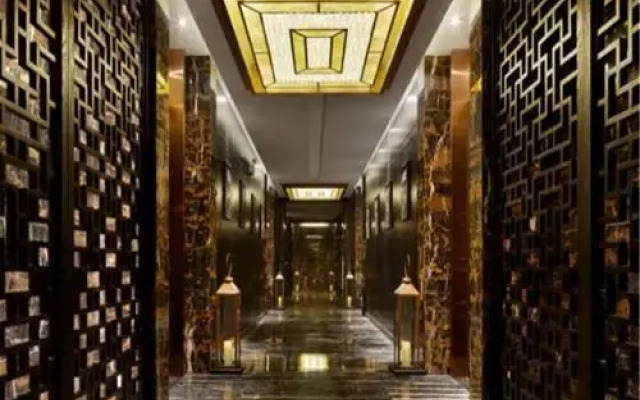 Tairong Hotel