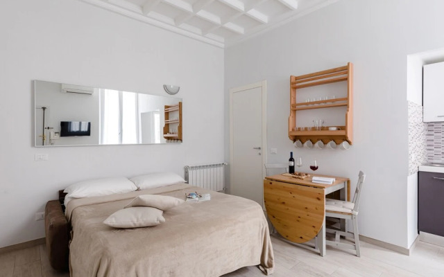 A World Aparts - 61 Margutta