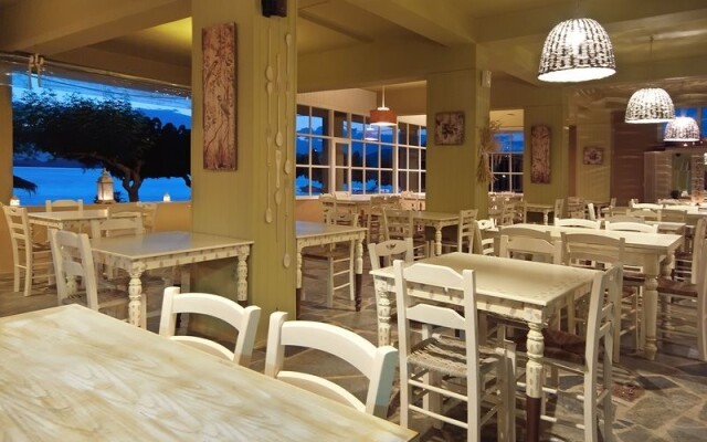 Venus Beach Hotel