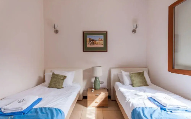 Harbour Views Gozitan Villa + Shared Pool
