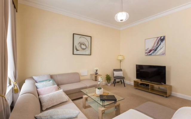 Park Lane Apartments - Shaw House