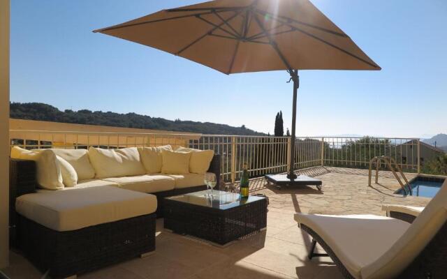 ARILLAS HILLSIDE VILLA 3 - Provence