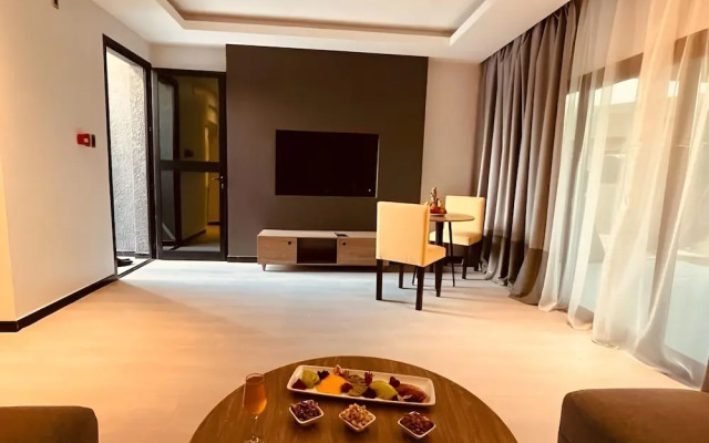 Hdb Resort & Spa