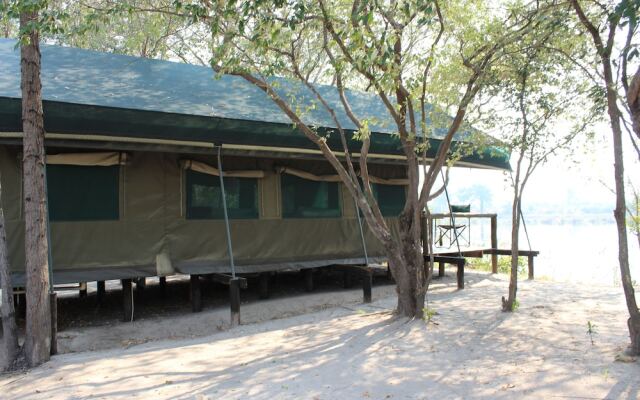 Ndhovu Safari Lodge - Campground