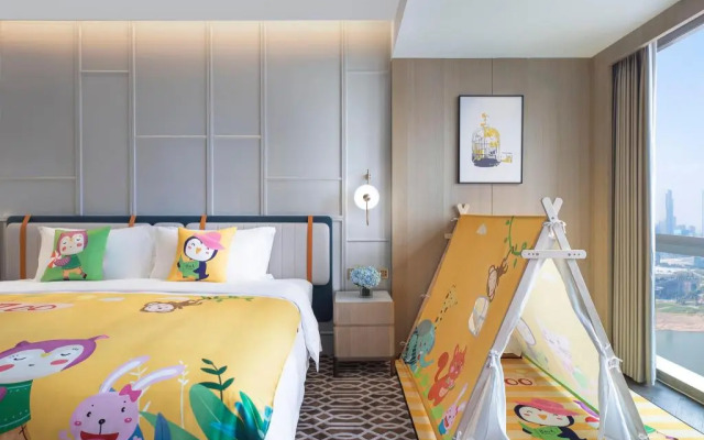 voco Chongqing Chaotianmen by IHG