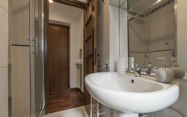 Santa Maria Maggiore Terrace Apartment