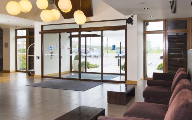 Holiday Inn Express London-Epsom Downs, an IHG Hotel