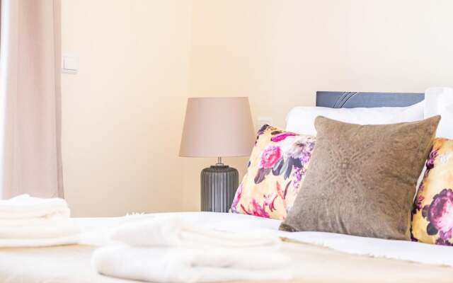 Uptown Sea View by Madeira Sun Travel