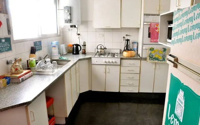 Lemmy Hostel Boutique