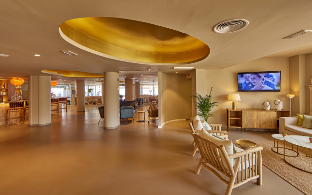 Universal Hotel Cabo Blanco - Adults Only