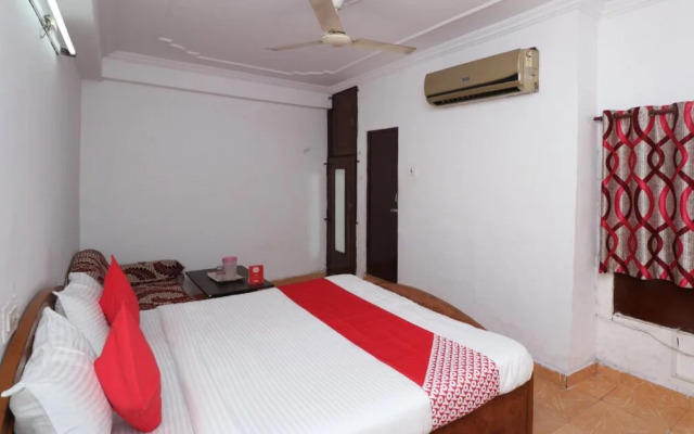 Rana International Hotel by OYO