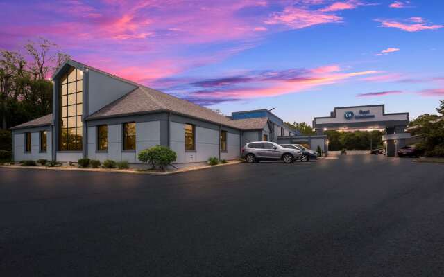 Best Western Executive Inn