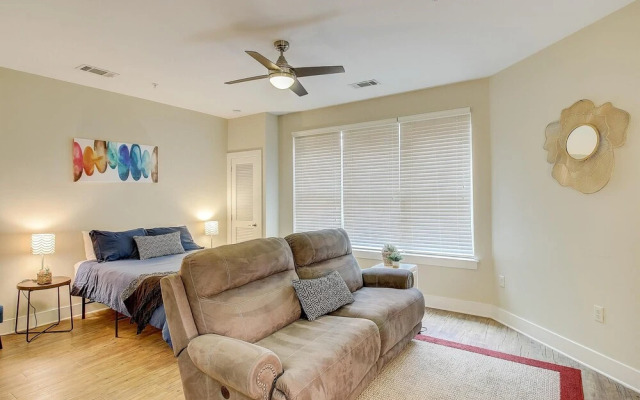 Frontdesk - Mezzo 1 Southpark Apts Charlotte, NC