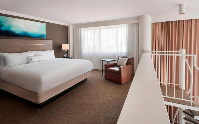 Delta Hotels by Marriott Richmond Downtown
