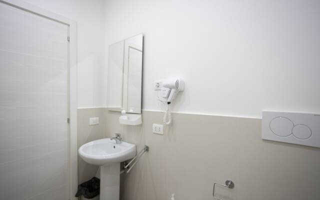 Giuly Suites & Rooms